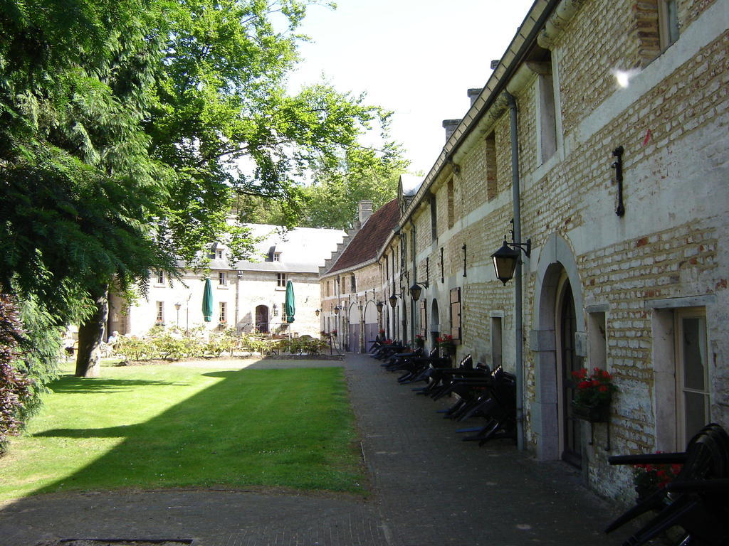 Kasteel Schaloen Holiday home *